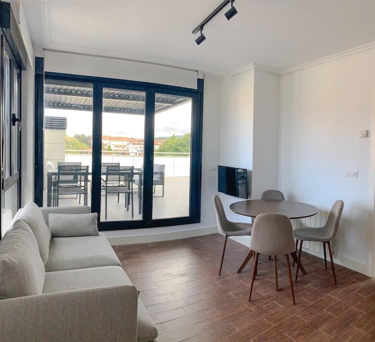 Atico Con Esplendida Terraza Lägenhet Comillas Exteriör bild