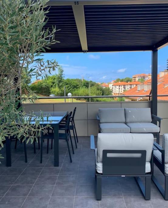 Atico Con Esplendida Terraza Lägenhet Comillas Exteriör bild