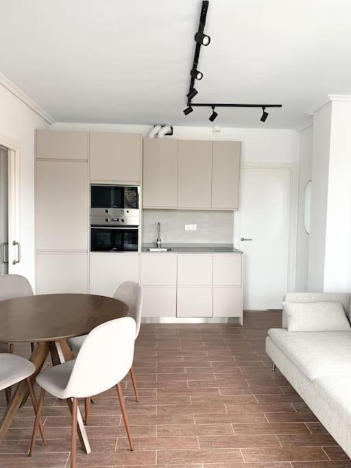 Atico Con Esplendida Terraza Lägenhet Comillas Exteriör bild